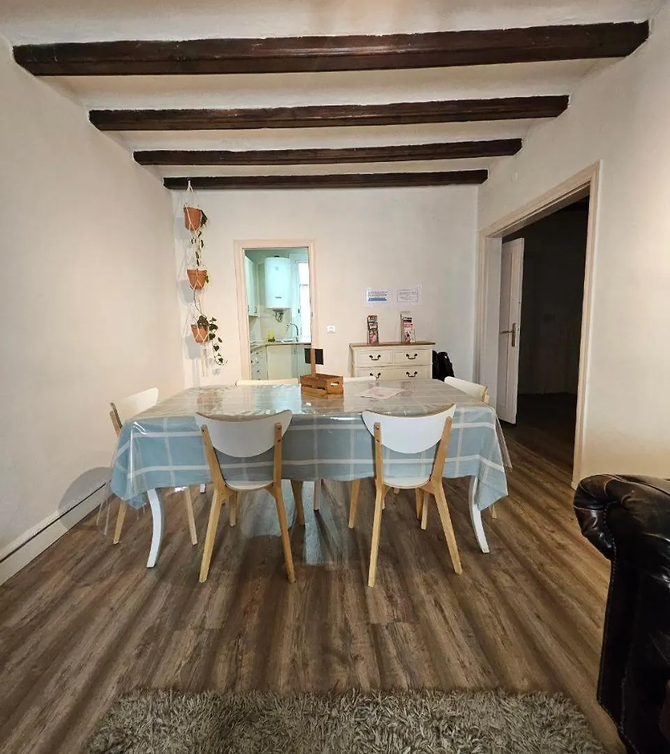 Apartment Family Flat Near Ramblas Bcn 5 Rooms Barcelona